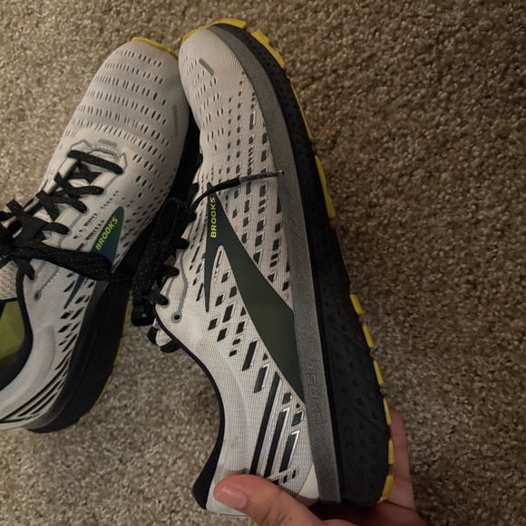 Brooks Ghost 13 Women's Running Shoes - Gray and Neon Green - Picture 4 of 9